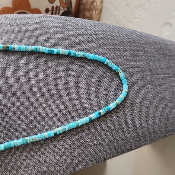 Stunning Native American Santo Domingo Handmade Turquoise Bead Necklace 💙🩵 - Picture 2 of 11